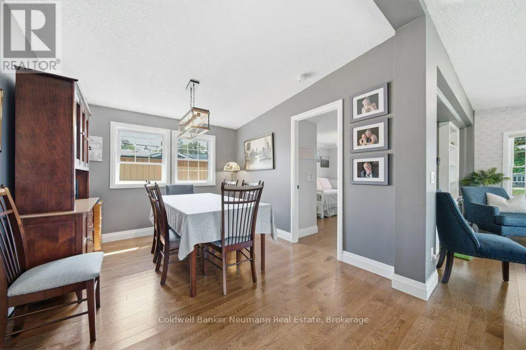 41 TRILLIUM BEACH DRIVE PVT DRIVE