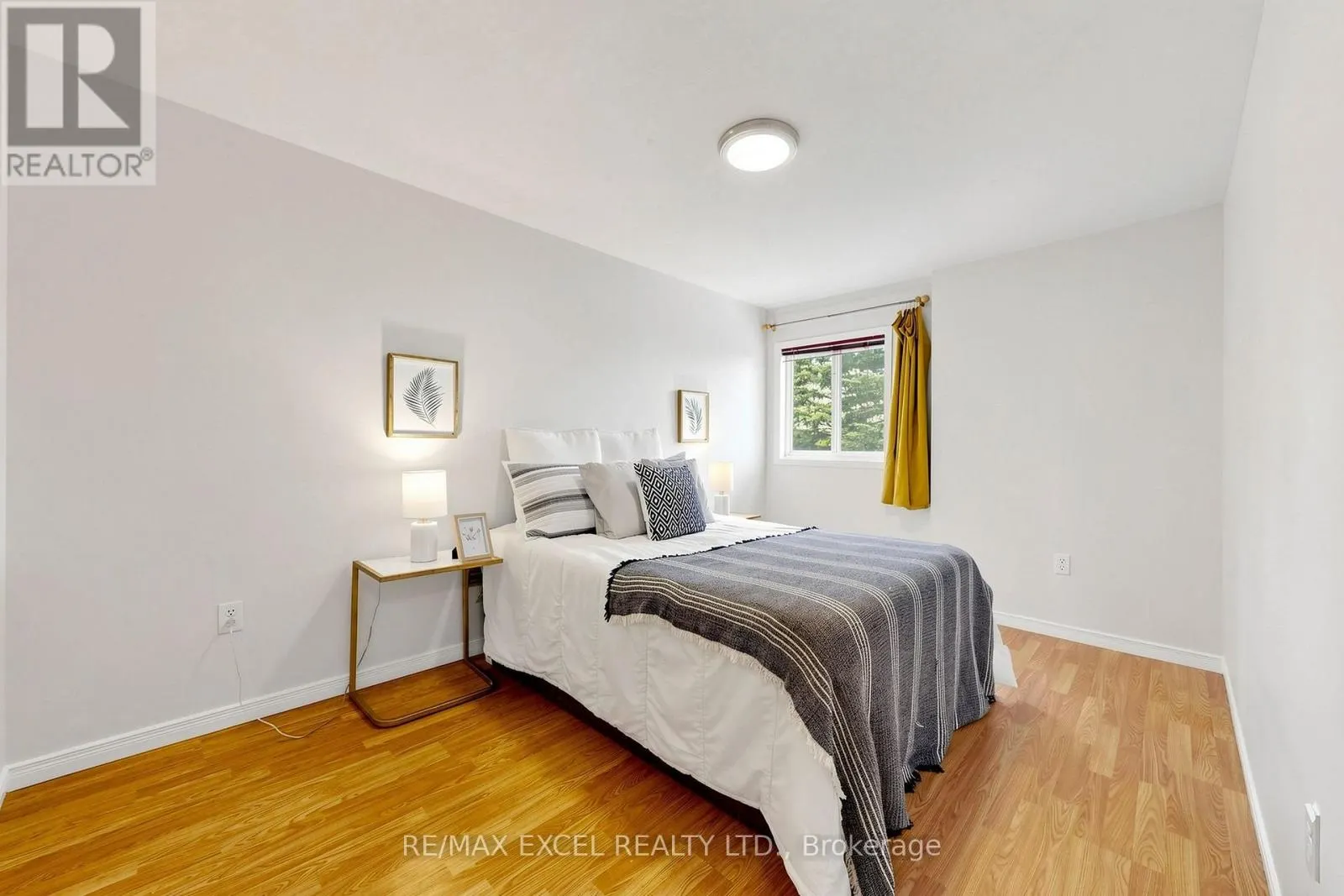 548 MARINER DRIVE