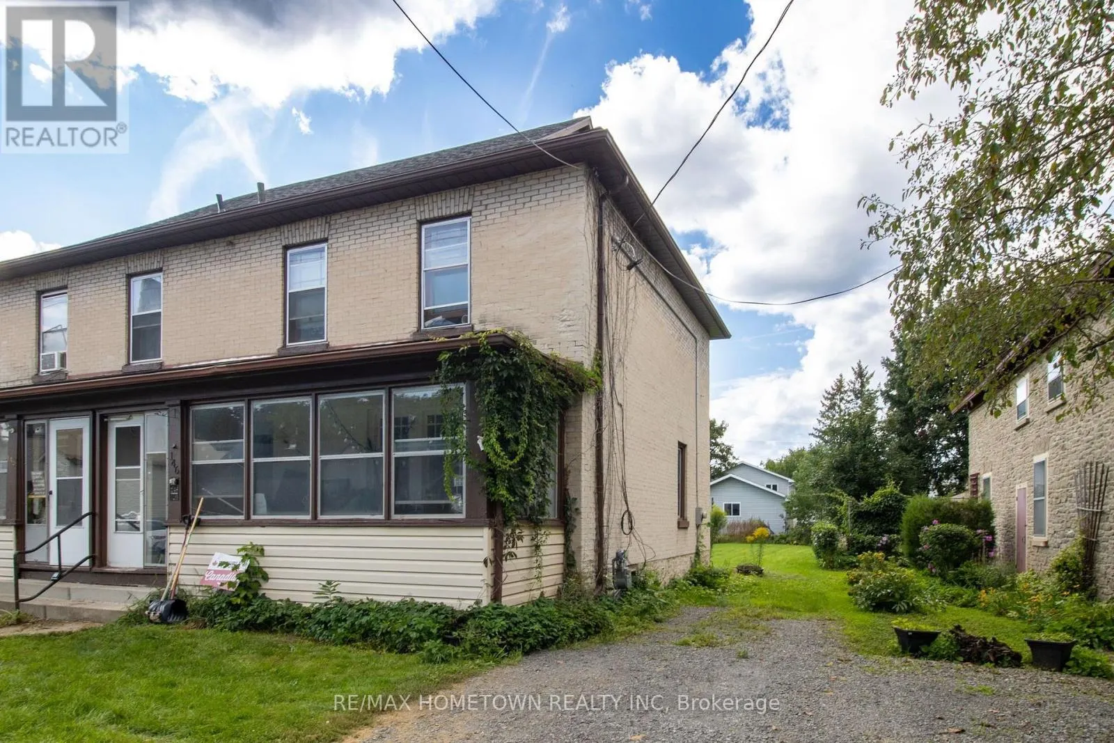 146 PARK STREET W