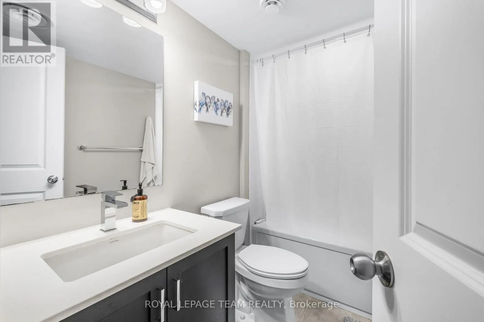 32 - 538 CRESCENDO PRIVATE