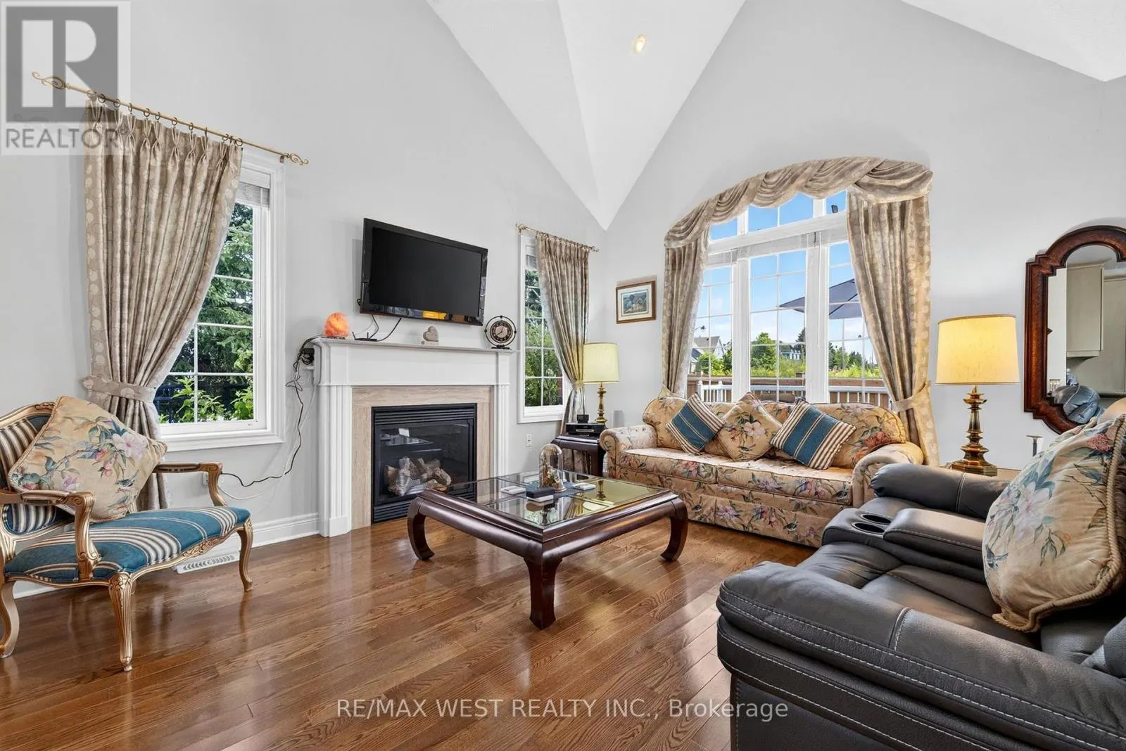 1 POTTS LANE