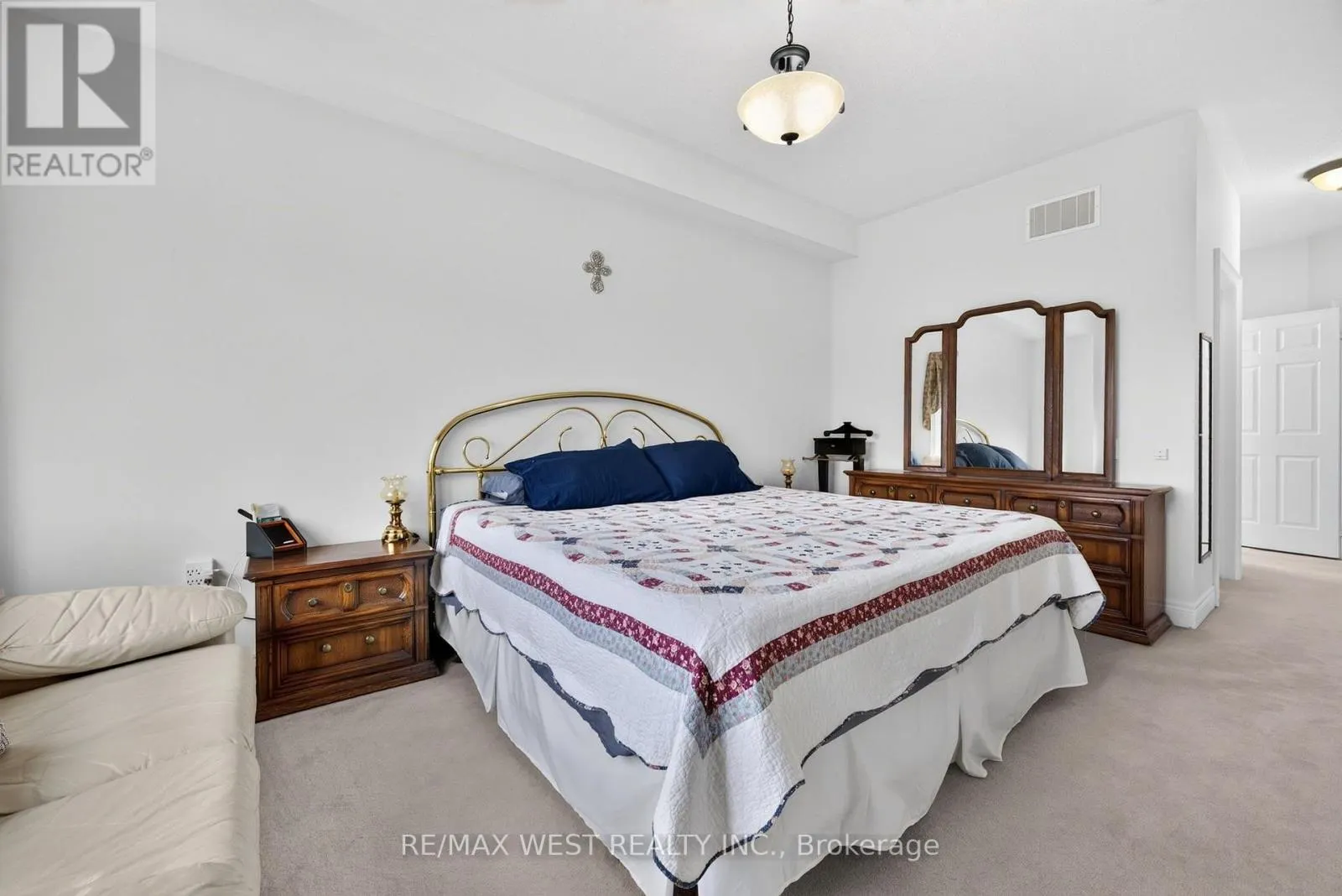 1 POTTS LANE