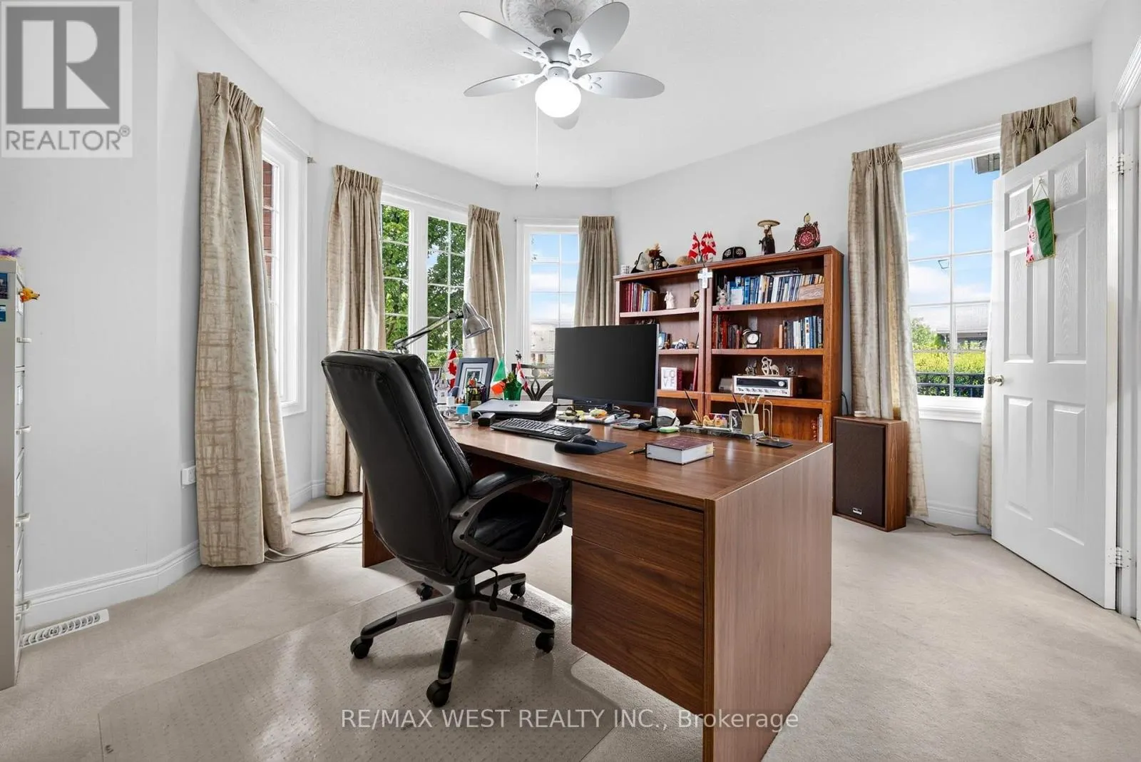 1 POTTS LANE
