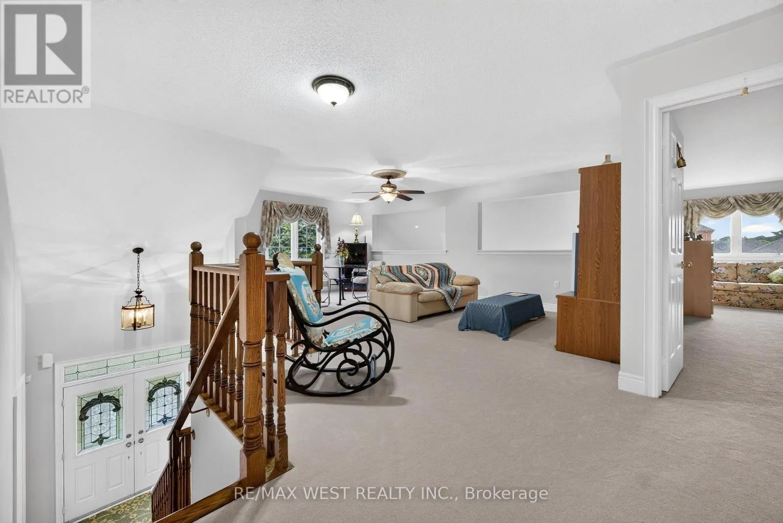 1 POTTS LANE
