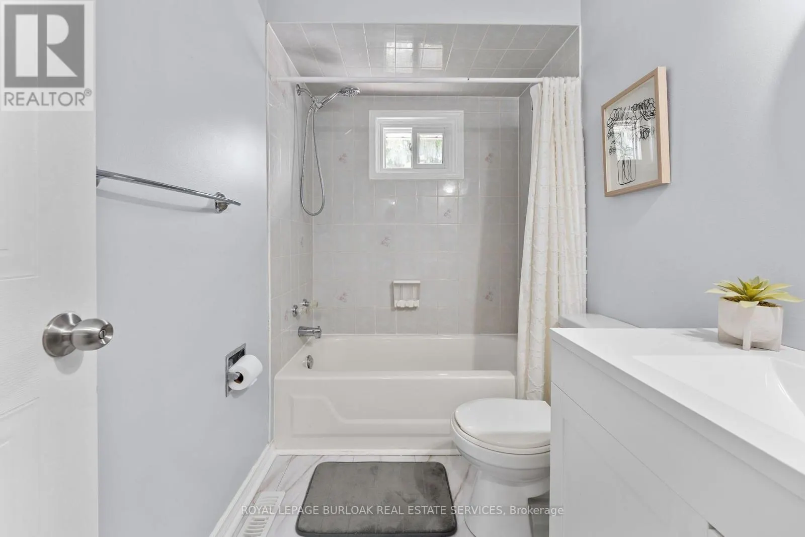 12 - 465 BEECHWOOD PLACE