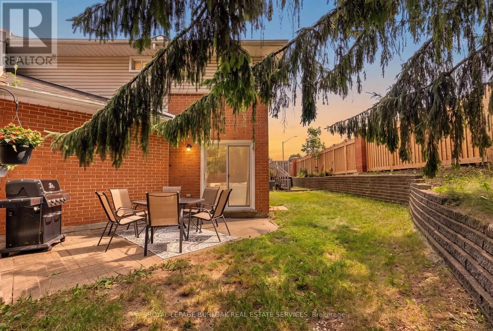 12 - 465 BEECHWOOD PLACE
