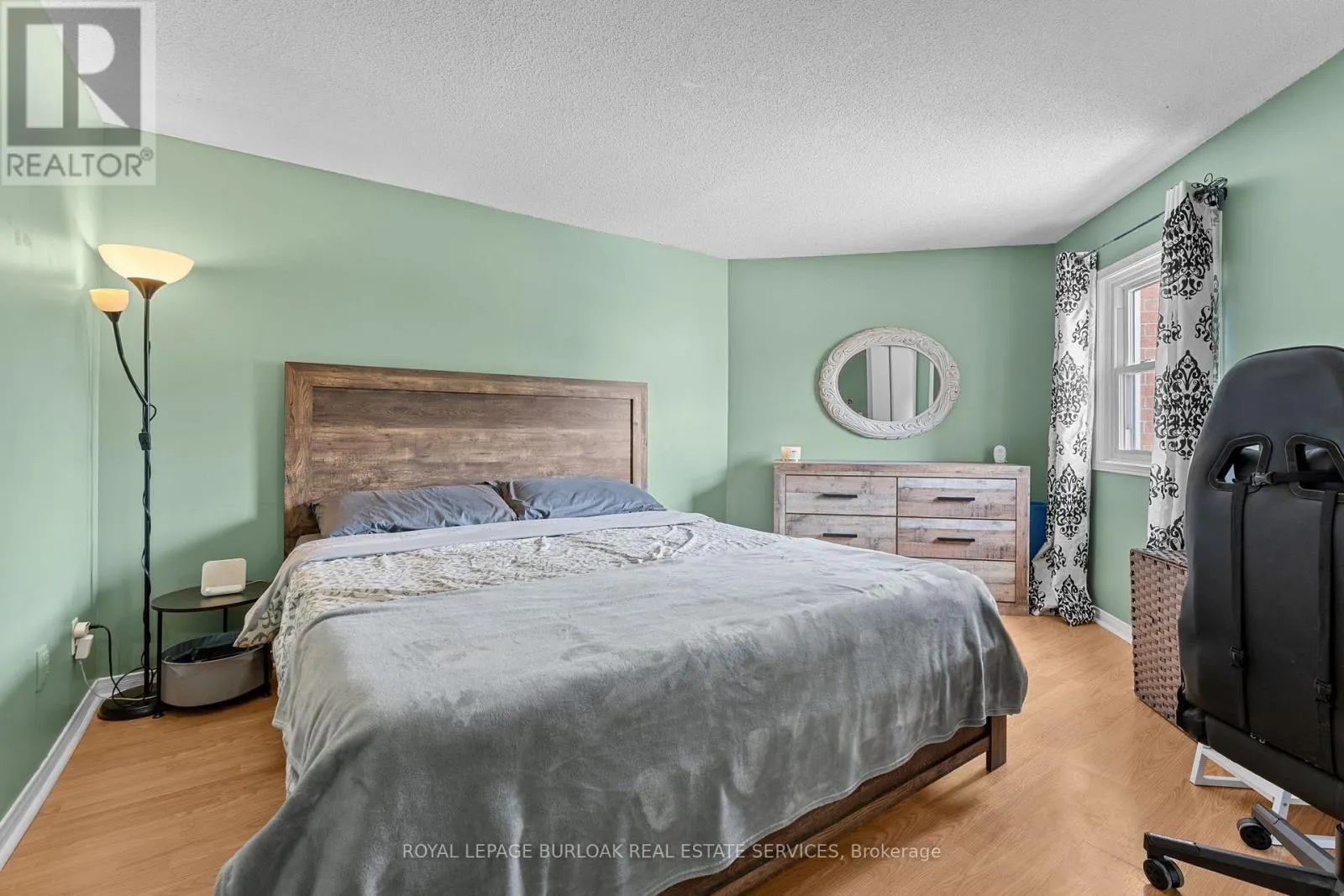12 - 465 BEECHWOOD PLACE