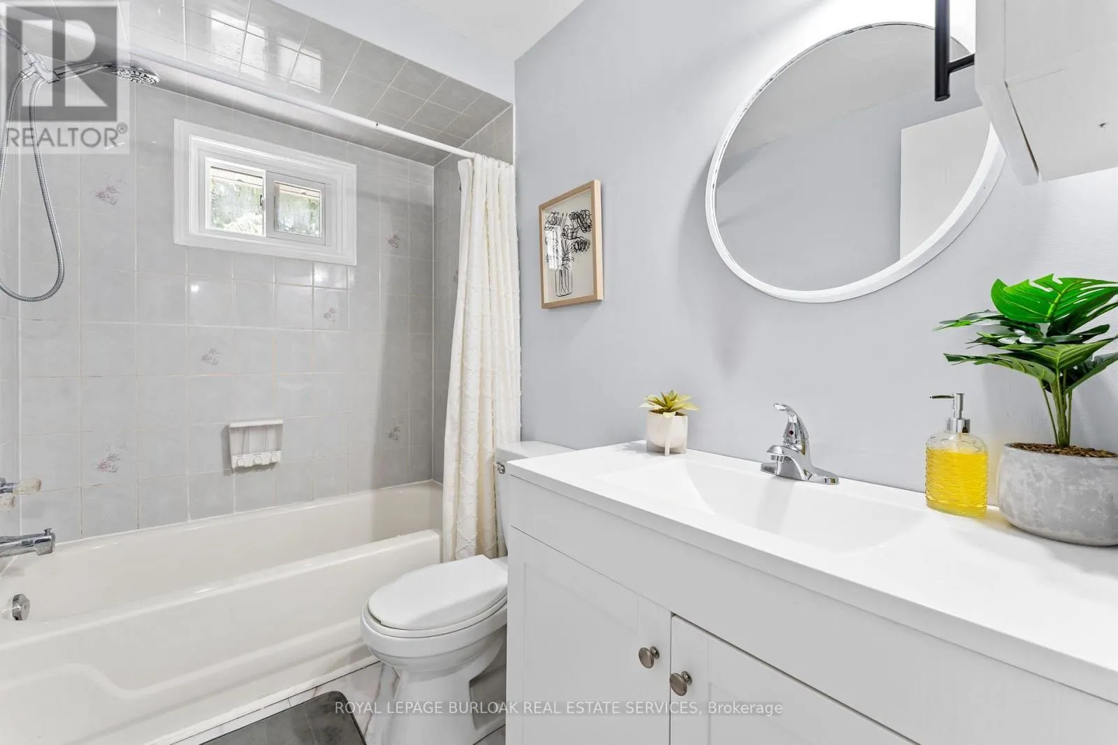 12 - 465 BEECHWOOD PLACE