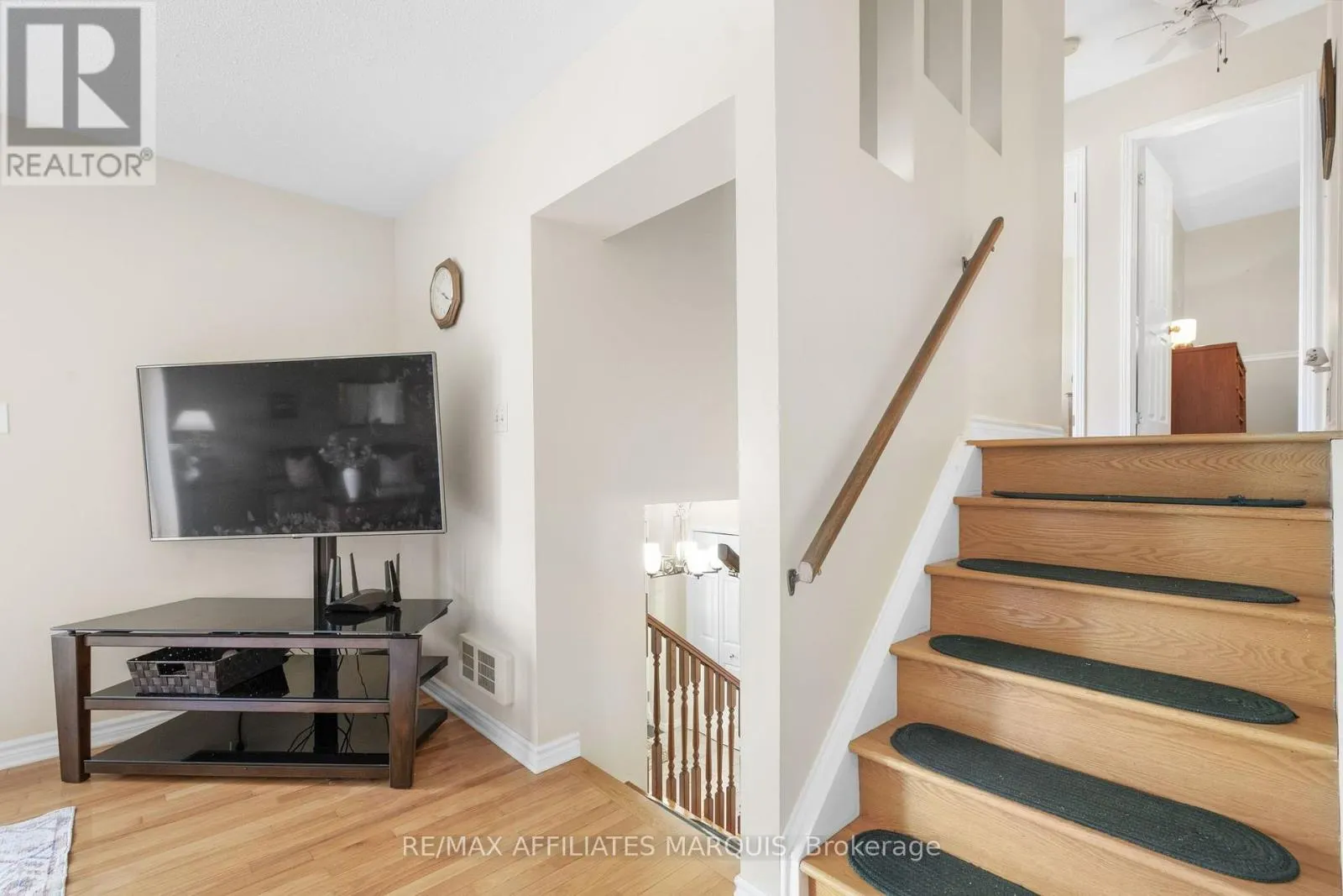 3537 R35 ROAD