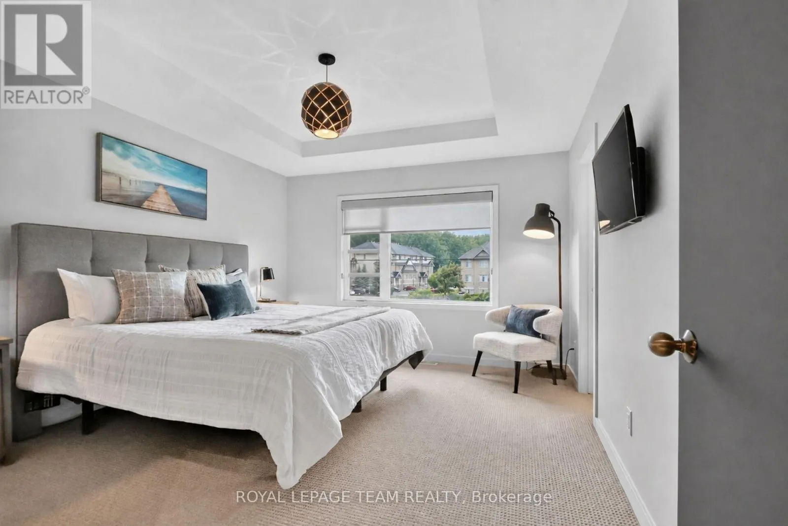 140 LARIMAR CIRCLE