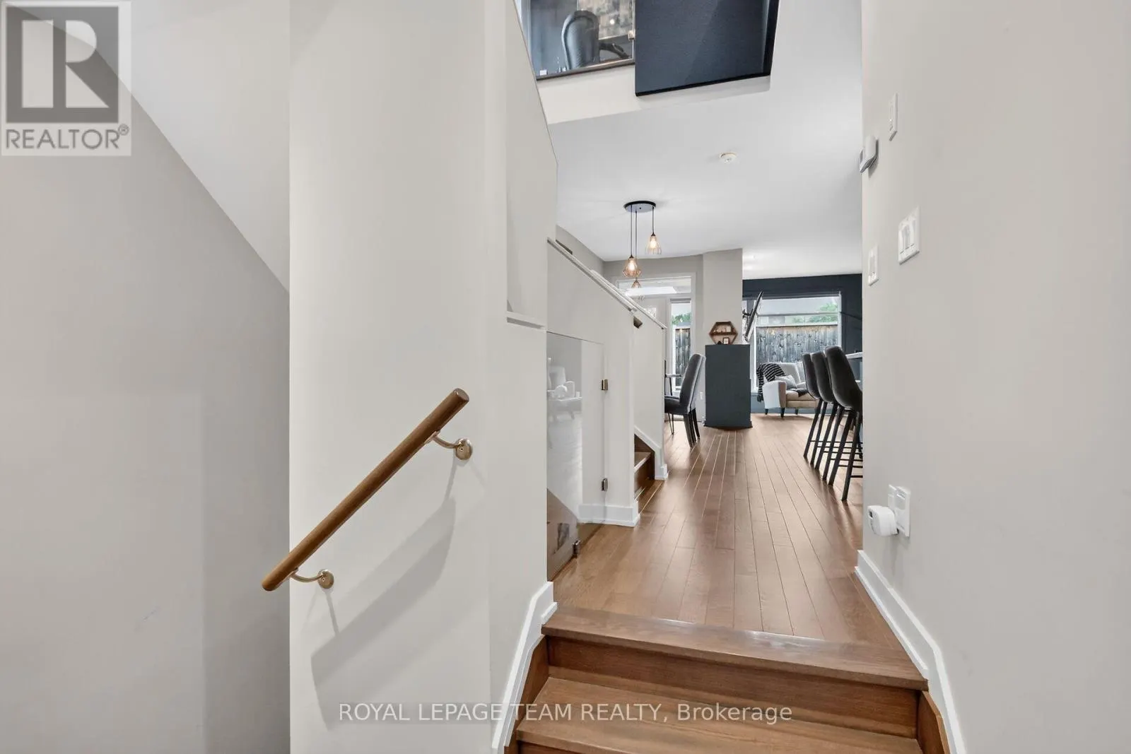 140 LARIMAR CIRCLE