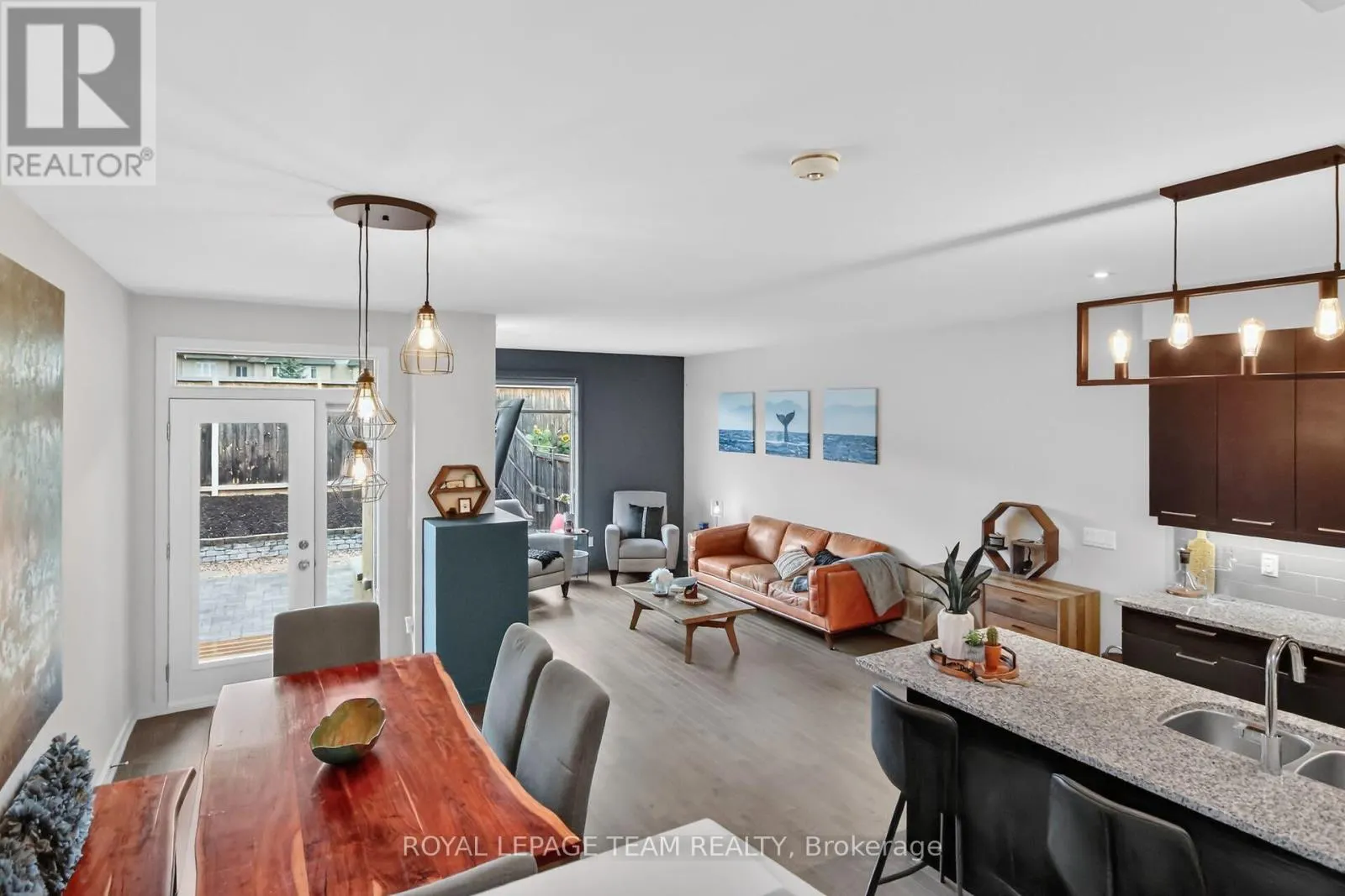 140 LARIMAR CIRCLE