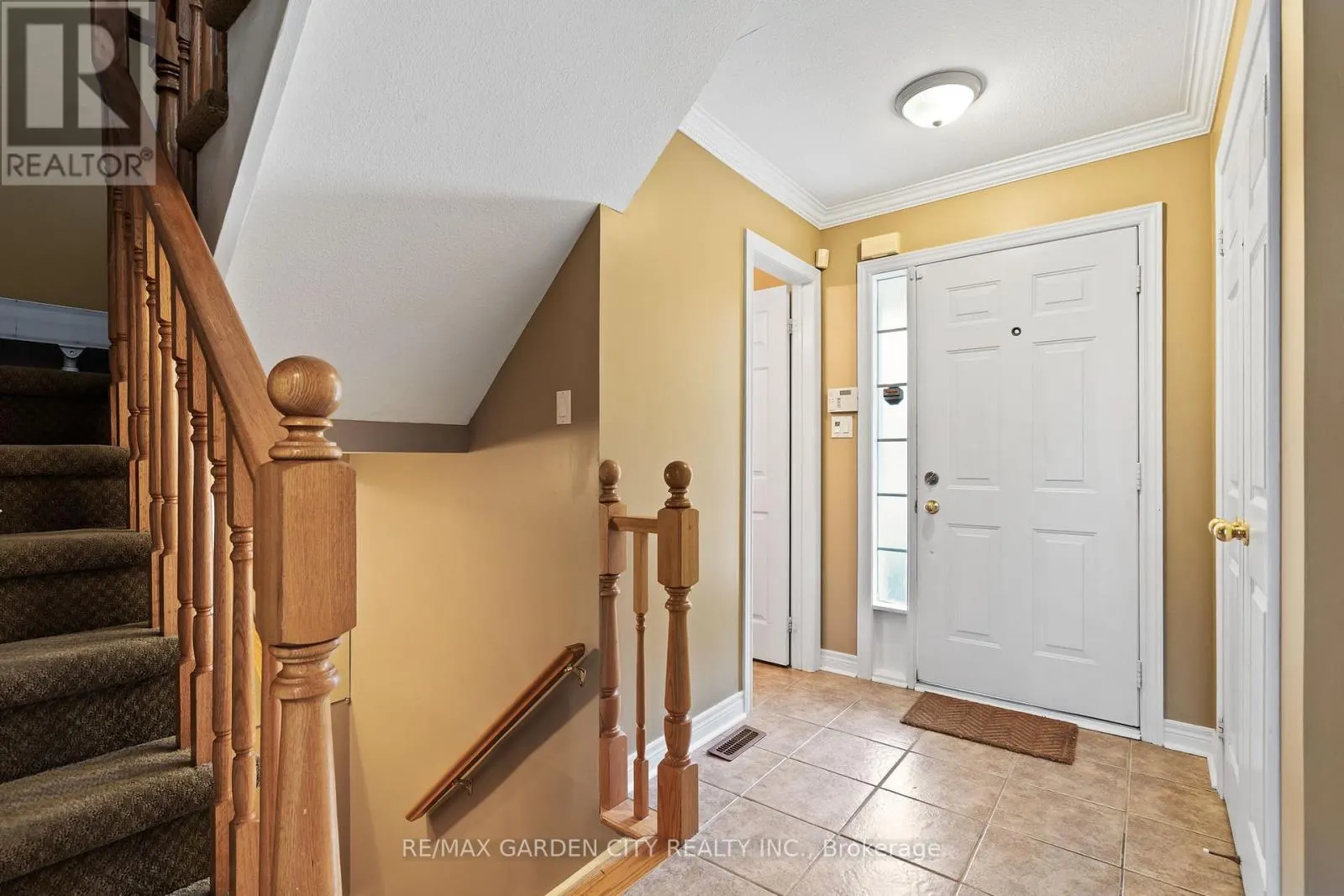 401 WRIGHT CRESCENT