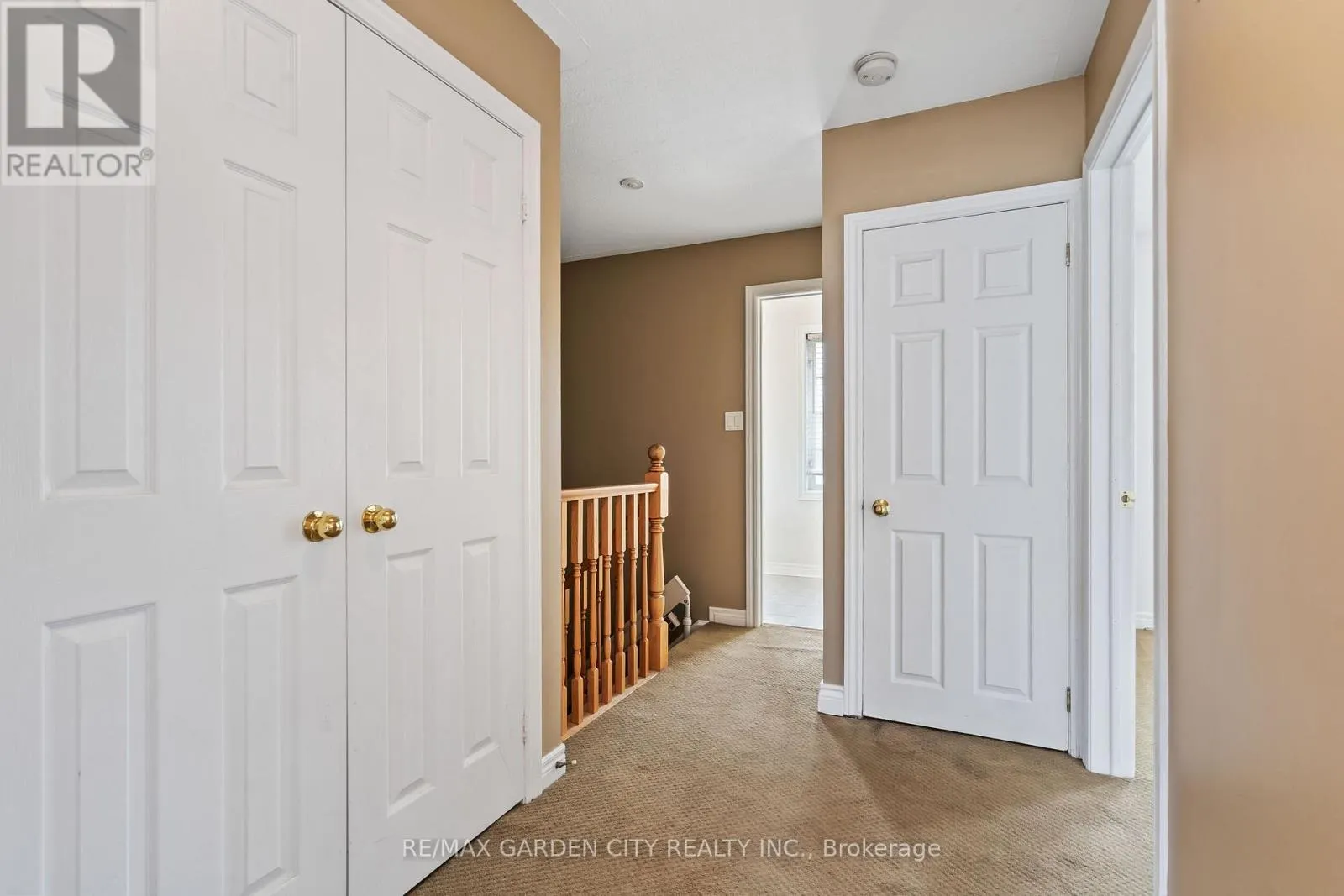 401 WRIGHT CRESCENT