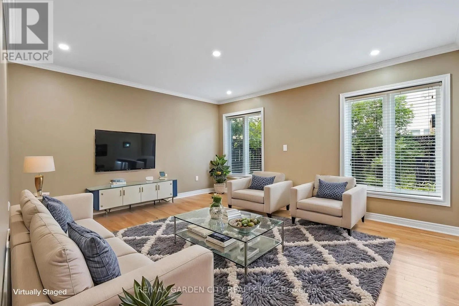 401 WRIGHT CRESCENT