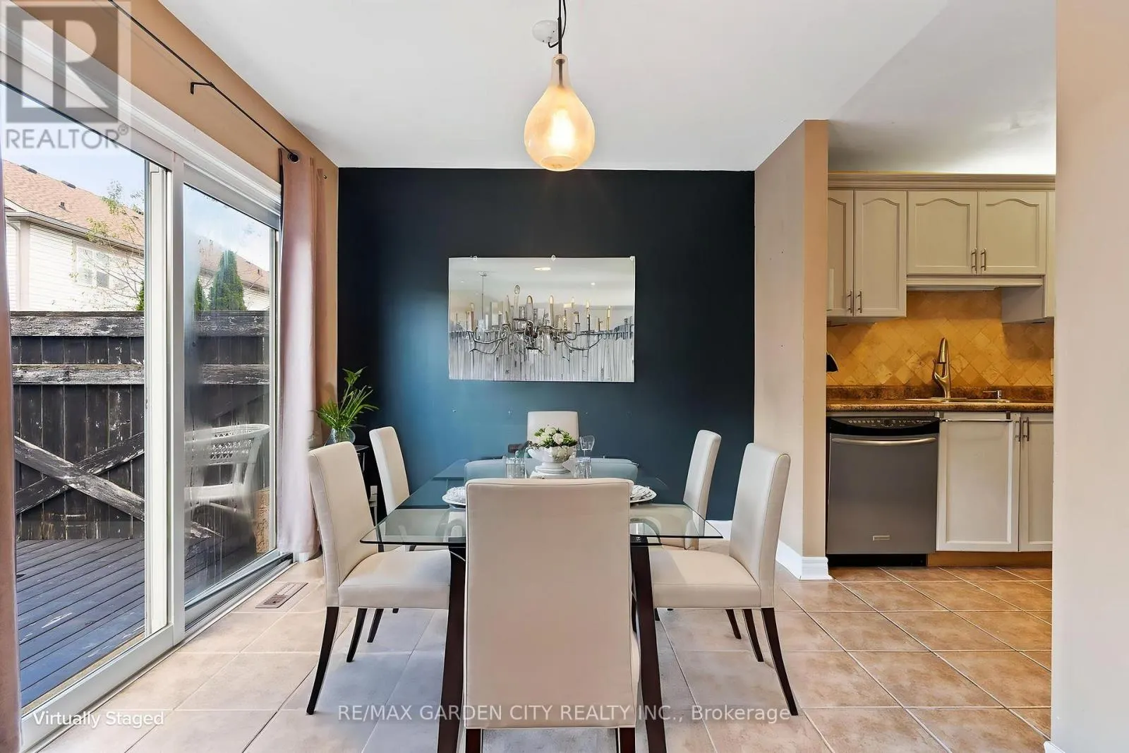 401 WRIGHT CRESCENT