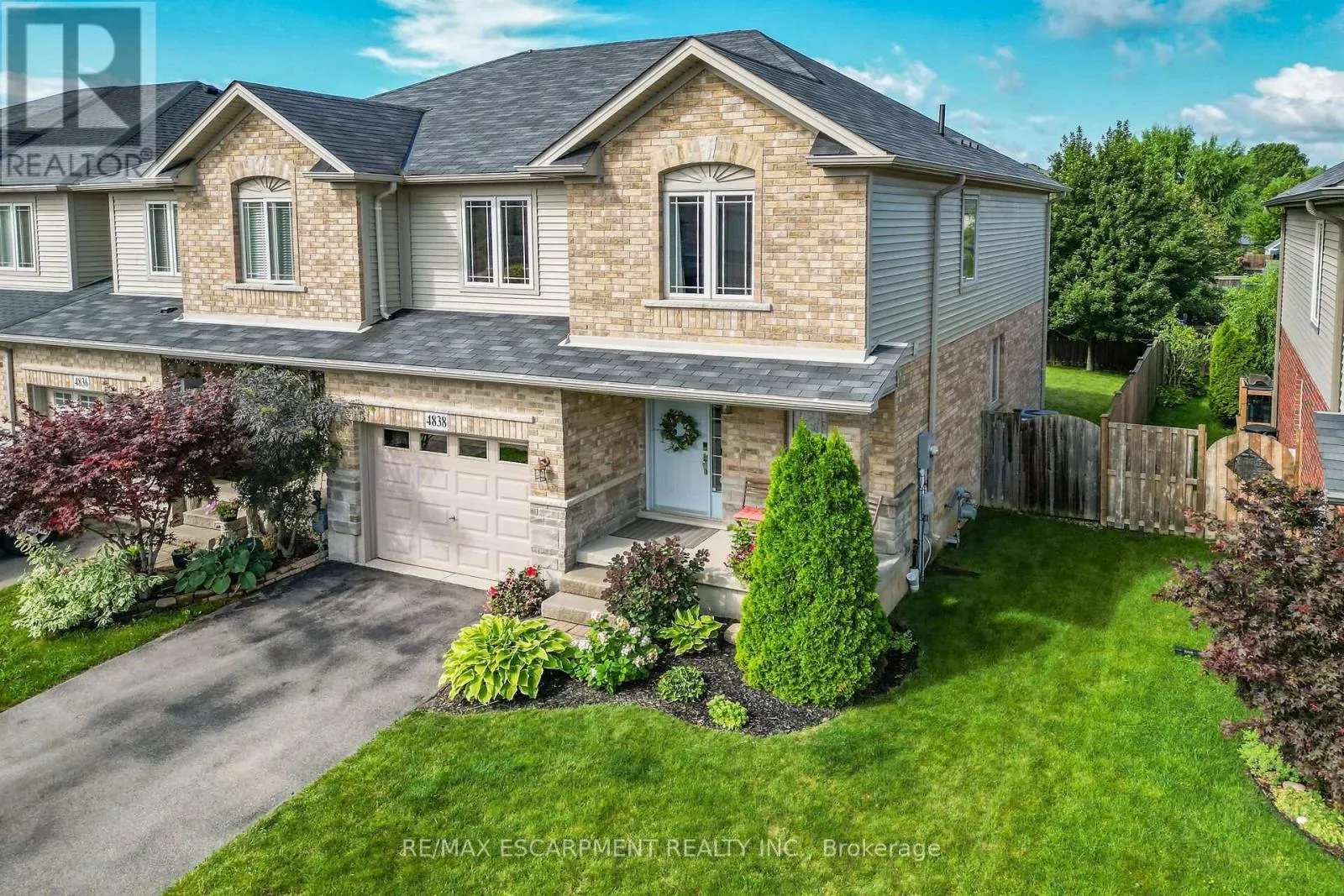 4838 ADAM COURT