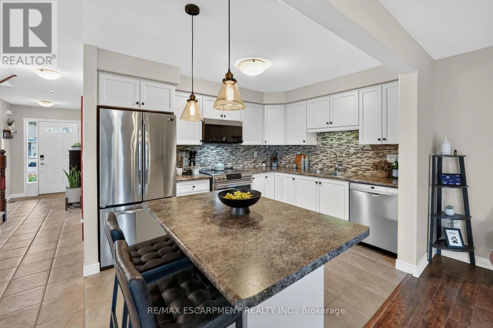 4838 ADAM COURT