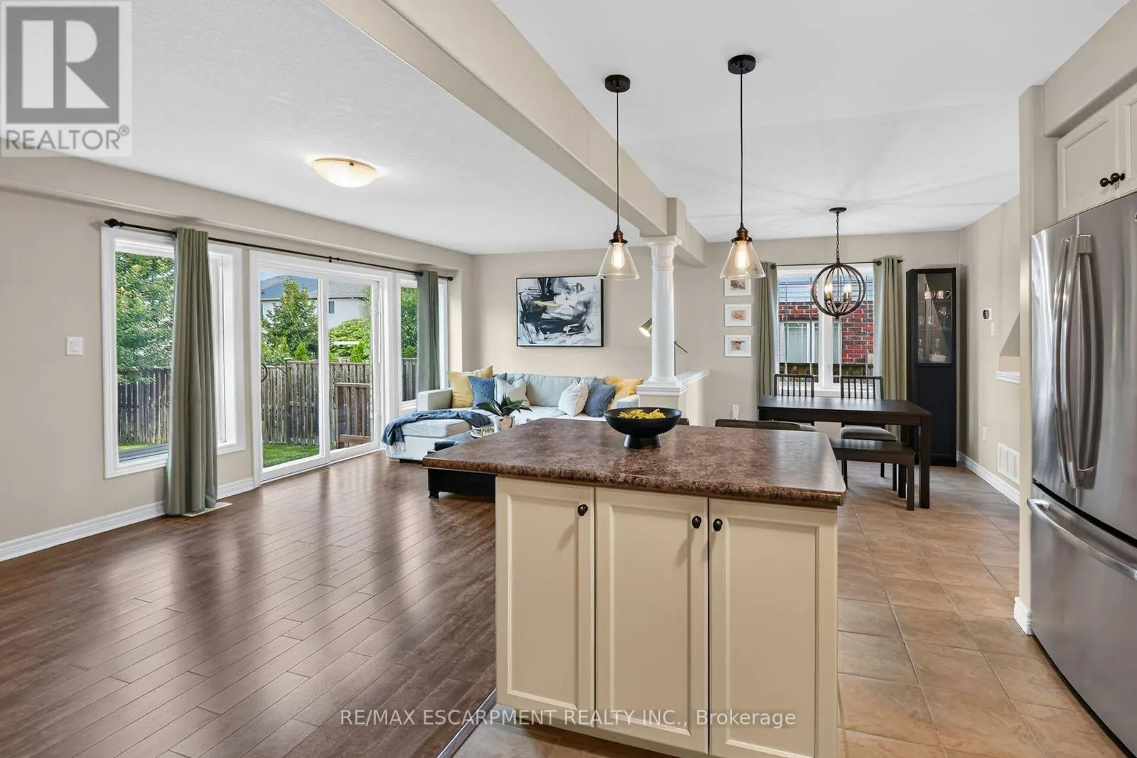 4838 ADAM COURT