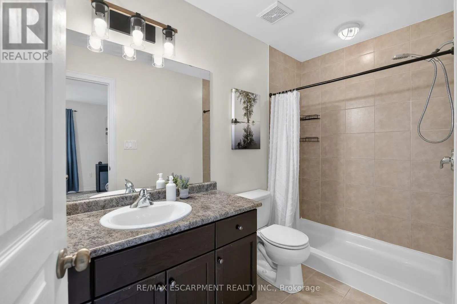 4838 ADAM COURT