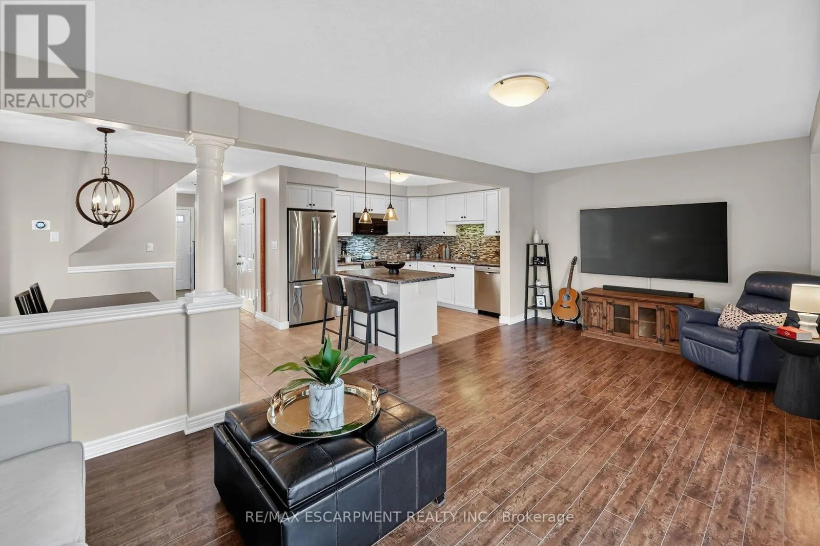 4838 ADAM COURT
