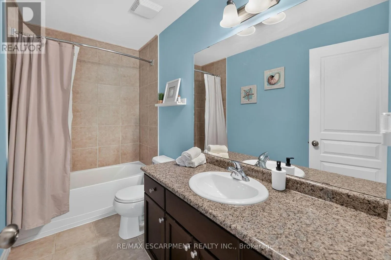 4838 ADAM COURT