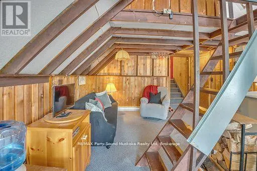 124 HEALEY LAKE WATER