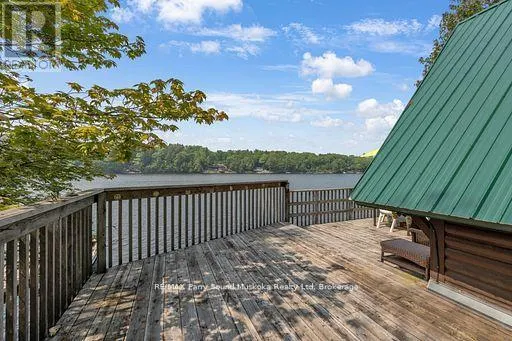 124 HEALEY LAKE WATER