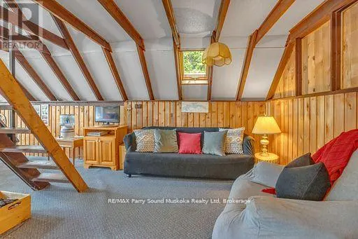 124 HEALEY LAKE WATER