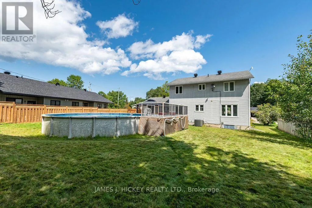 4 BANTING DRIVE