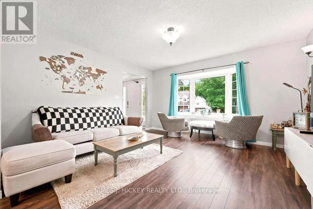 4 BANTING DRIVE