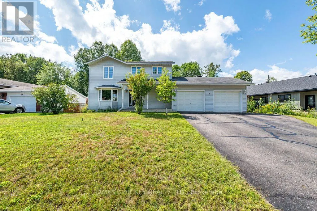 4 BANTING DRIVE