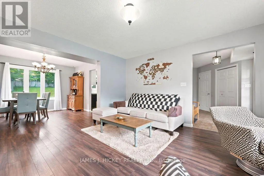 4 BANTING DRIVE
