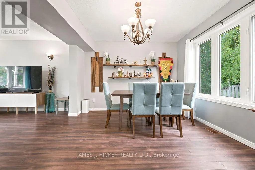 4 BANTING DRIVE