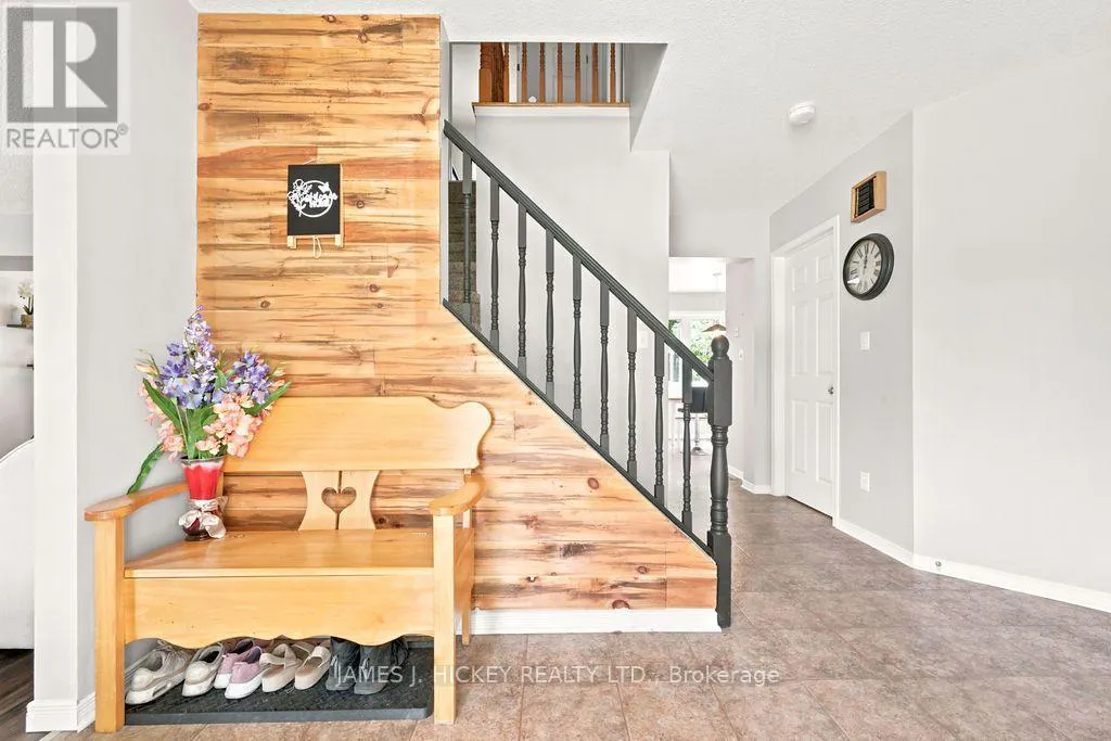 4 BANTING DRIVE