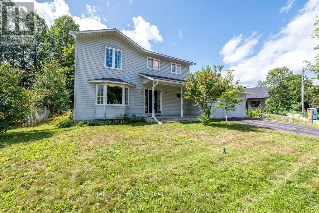 4 BANTING DRIVE