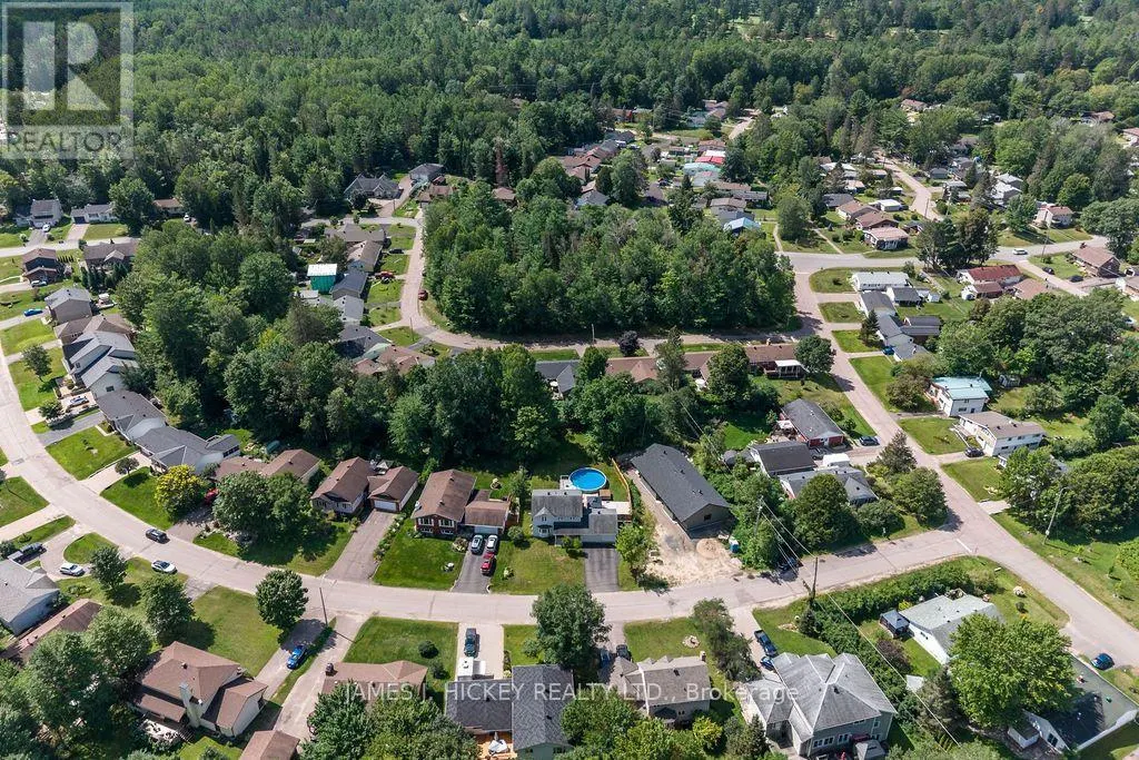 4 BANTING DRIVE