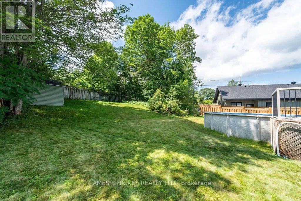 4 BANTING DRIVE