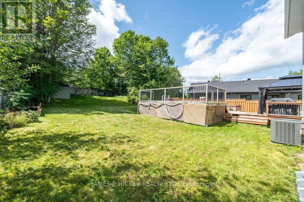 4 BANTING DRIVE
