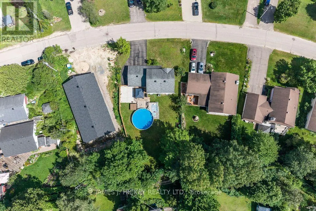 4 BANTING DRIVE