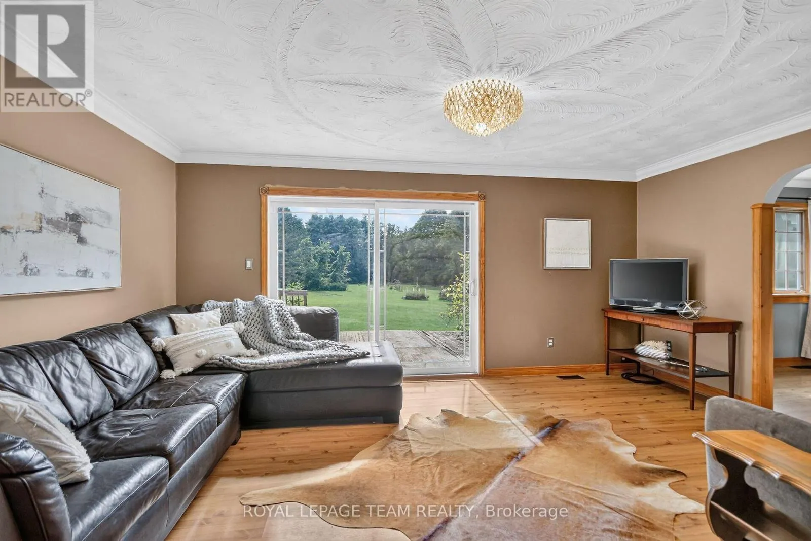 3246 TOLMIES CORNERS ROAD