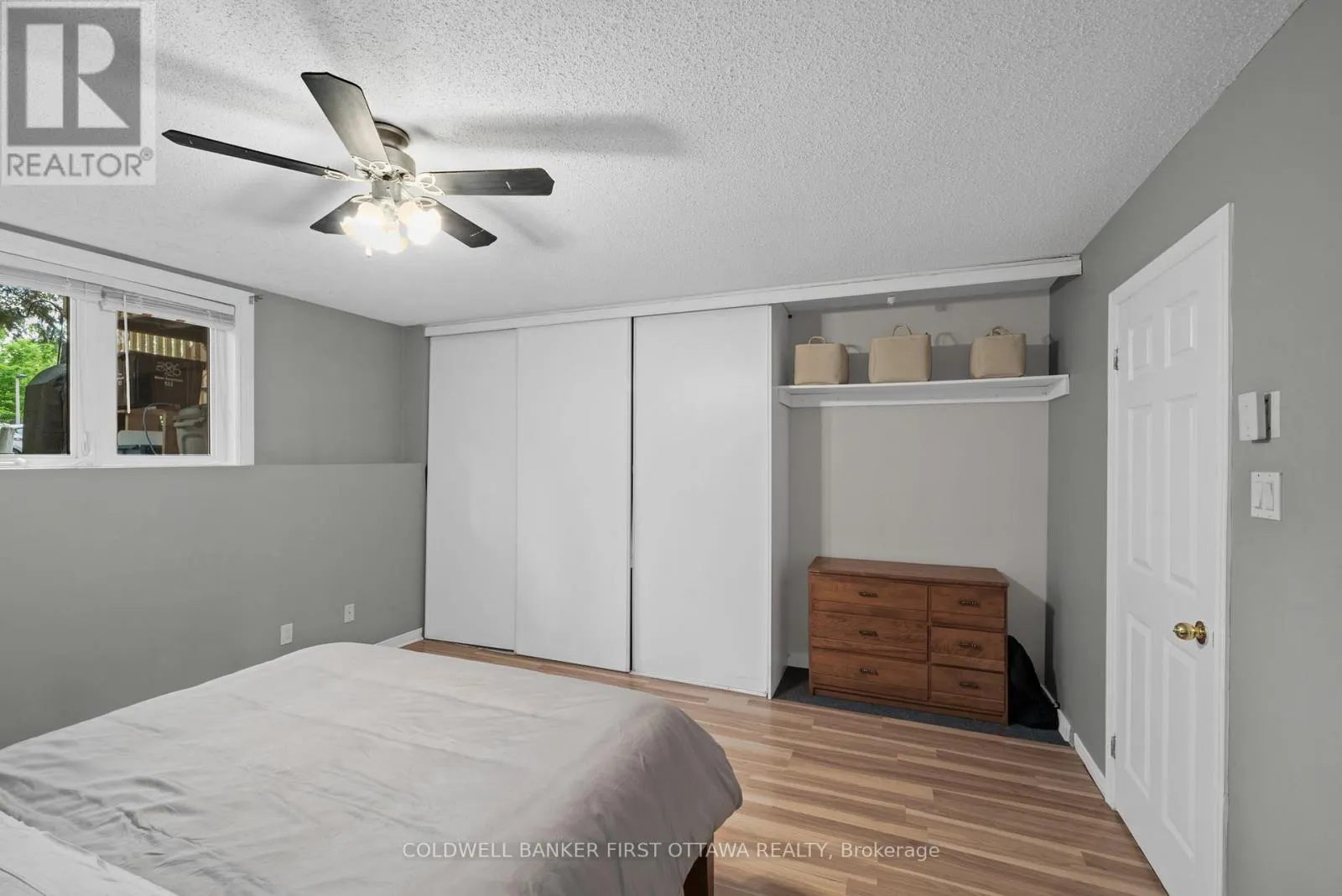 386 BRISTON PRIVATE