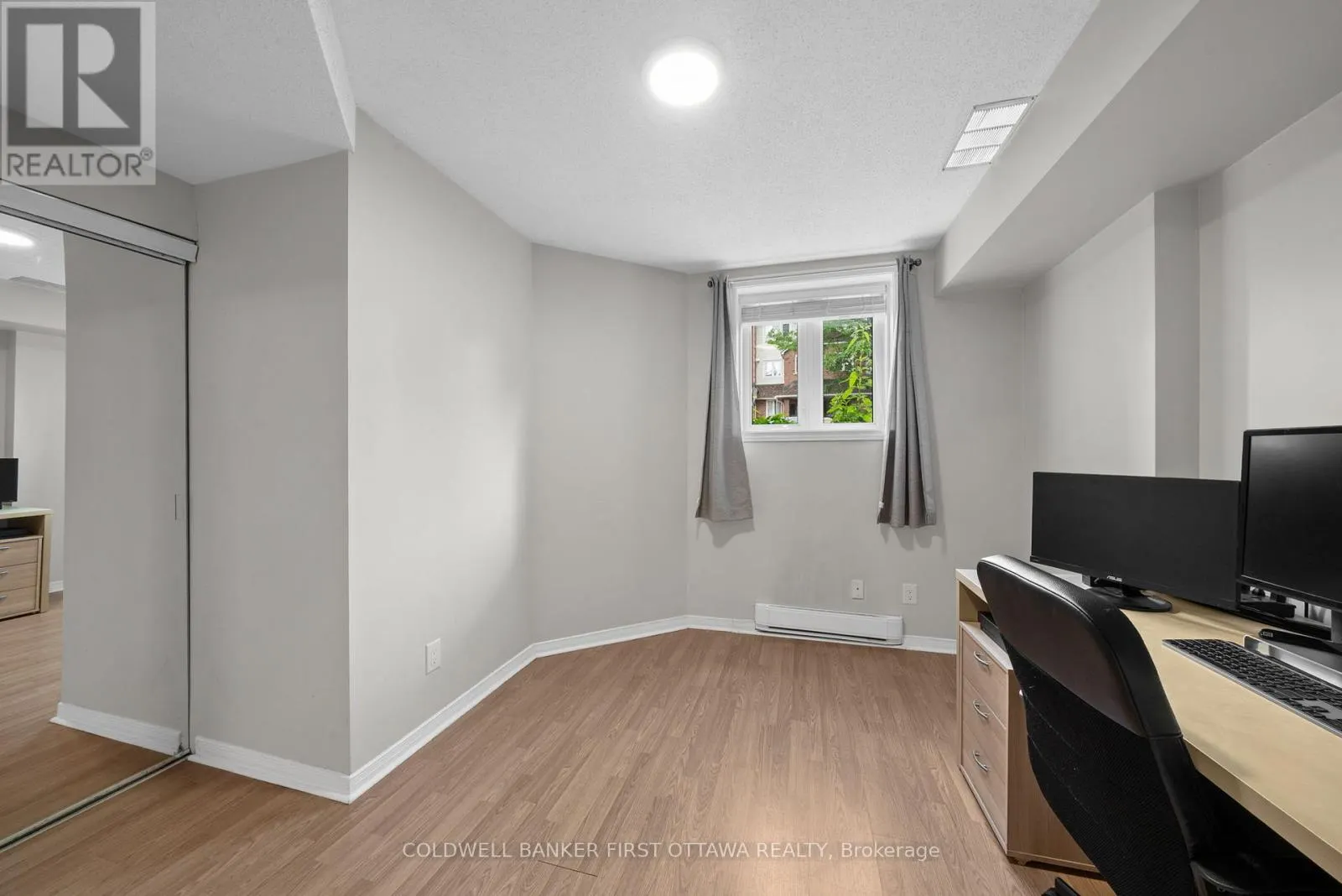 386 BRISTON PRIVATE