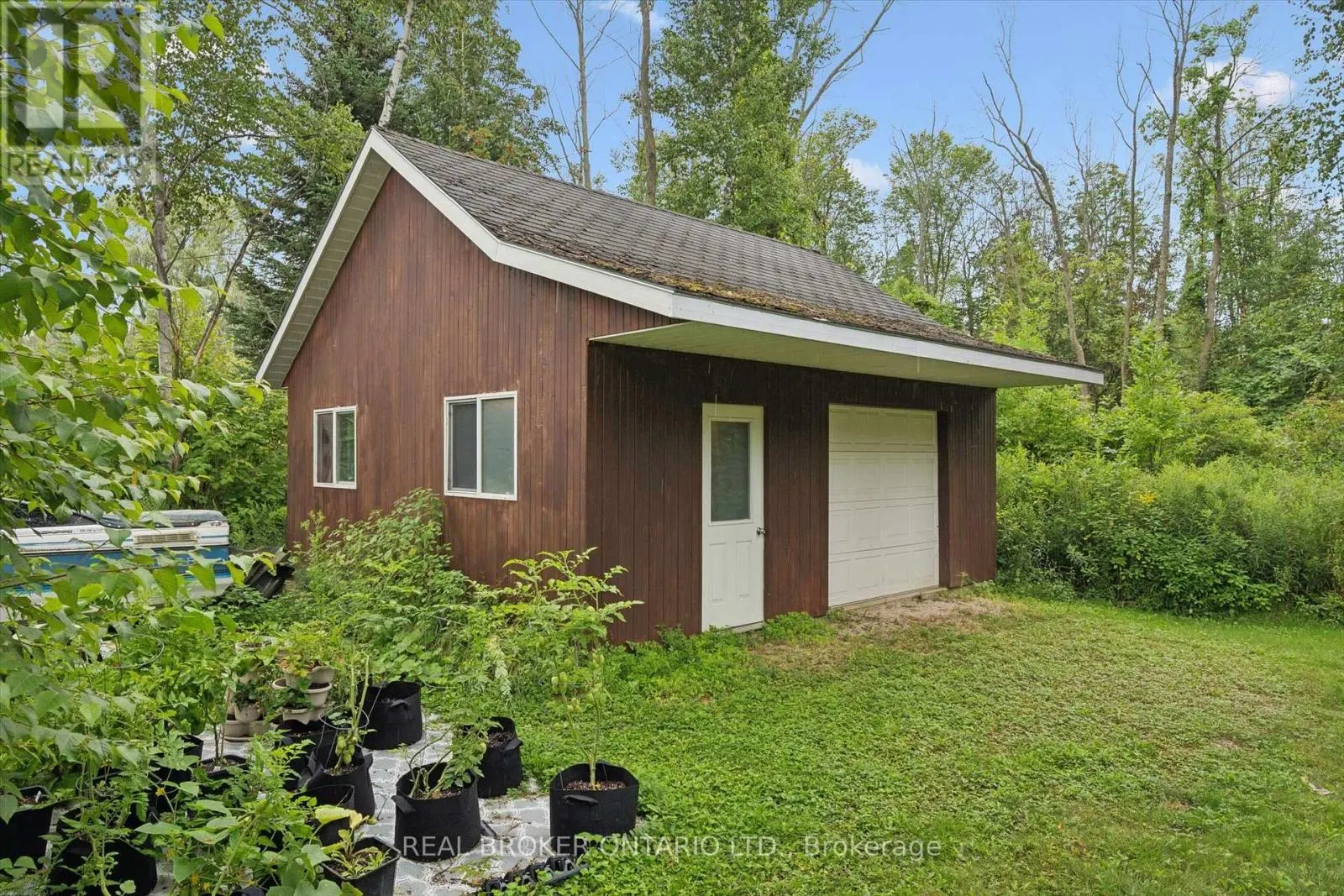 27 DAWSON DRIVE