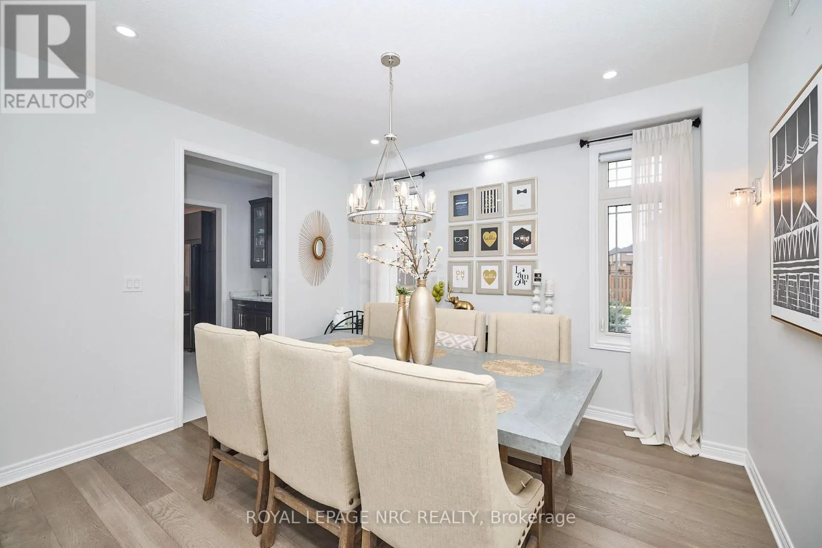 31 BERGENSTEIN CRESCENT