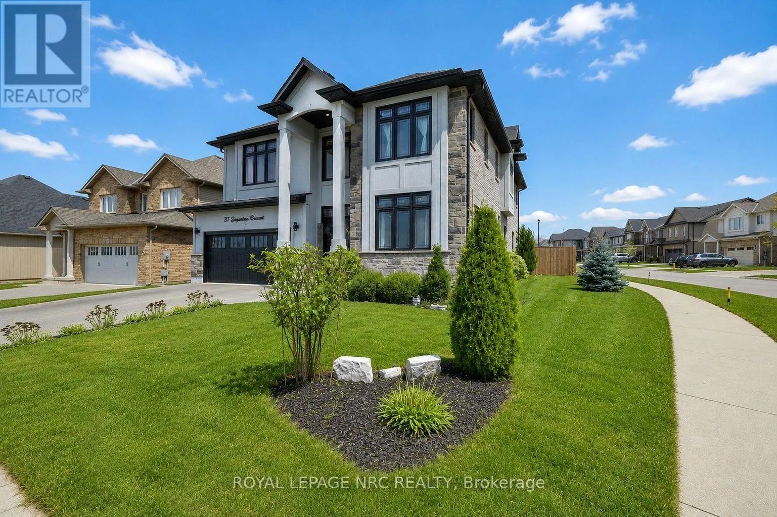 31 BERGENSTEIN CRESCENT