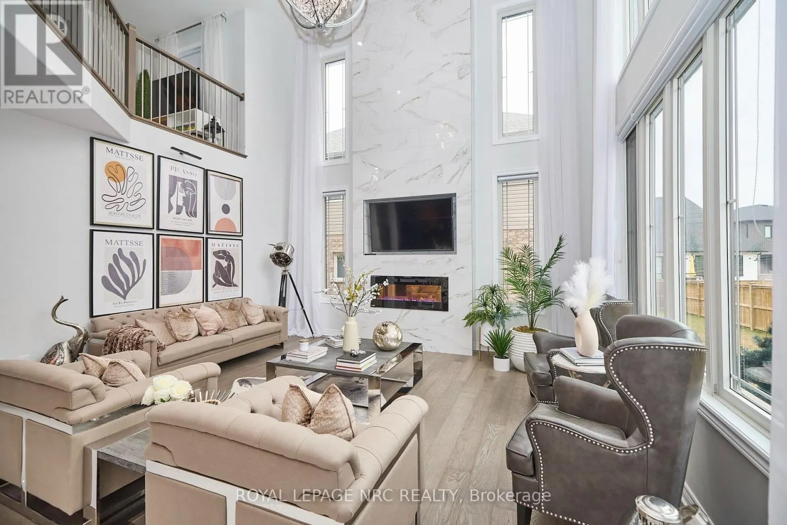 31 BERGENSTEIN CRESCENT