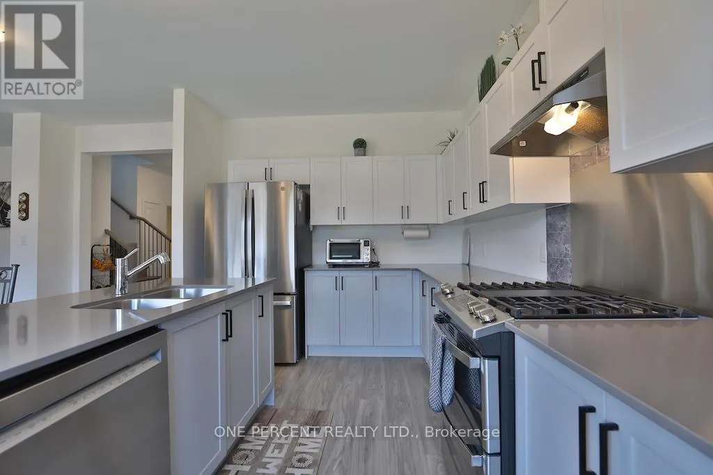 72 DUSENBURY DRIVE