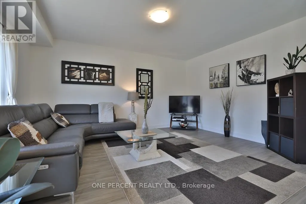 72 DUSENBURY DRIVE