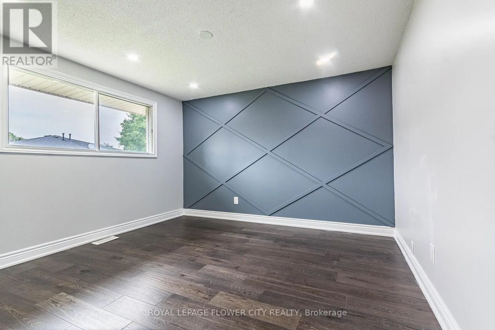 135 KEEFER ROAD